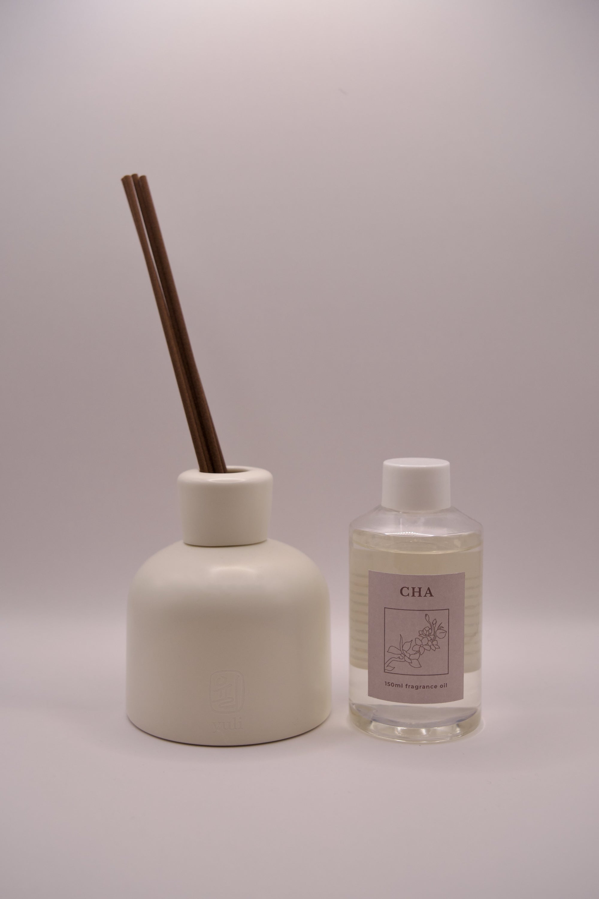 Reed diffuser set and refills - CHA – Yuli
