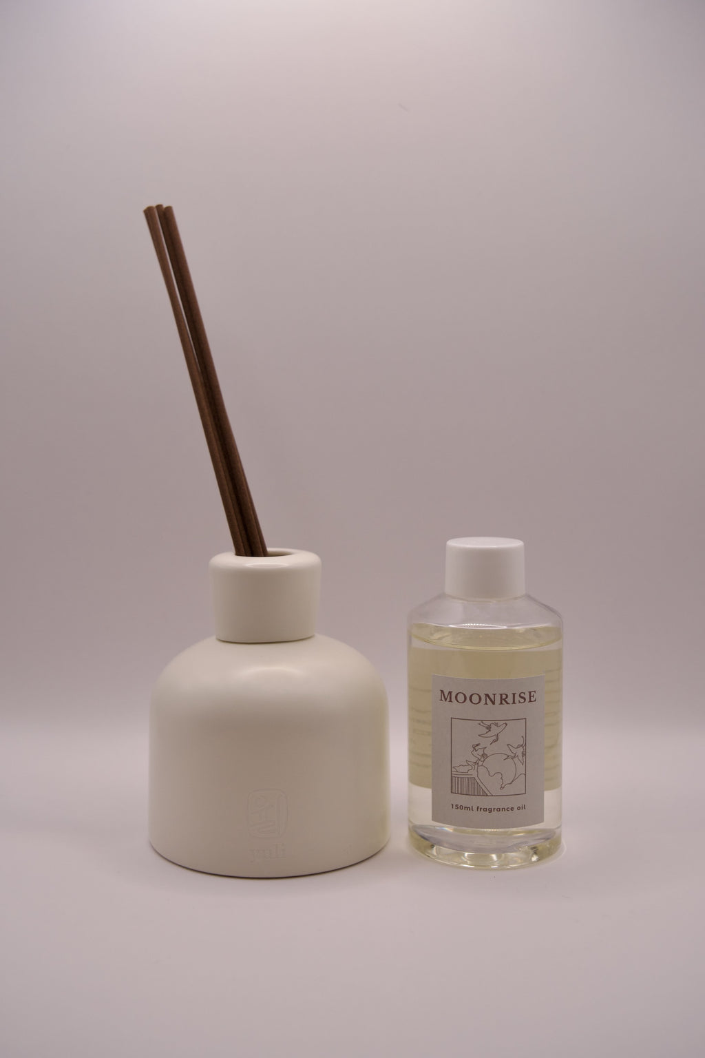 Reed diffuser set and refills - MOONRISE